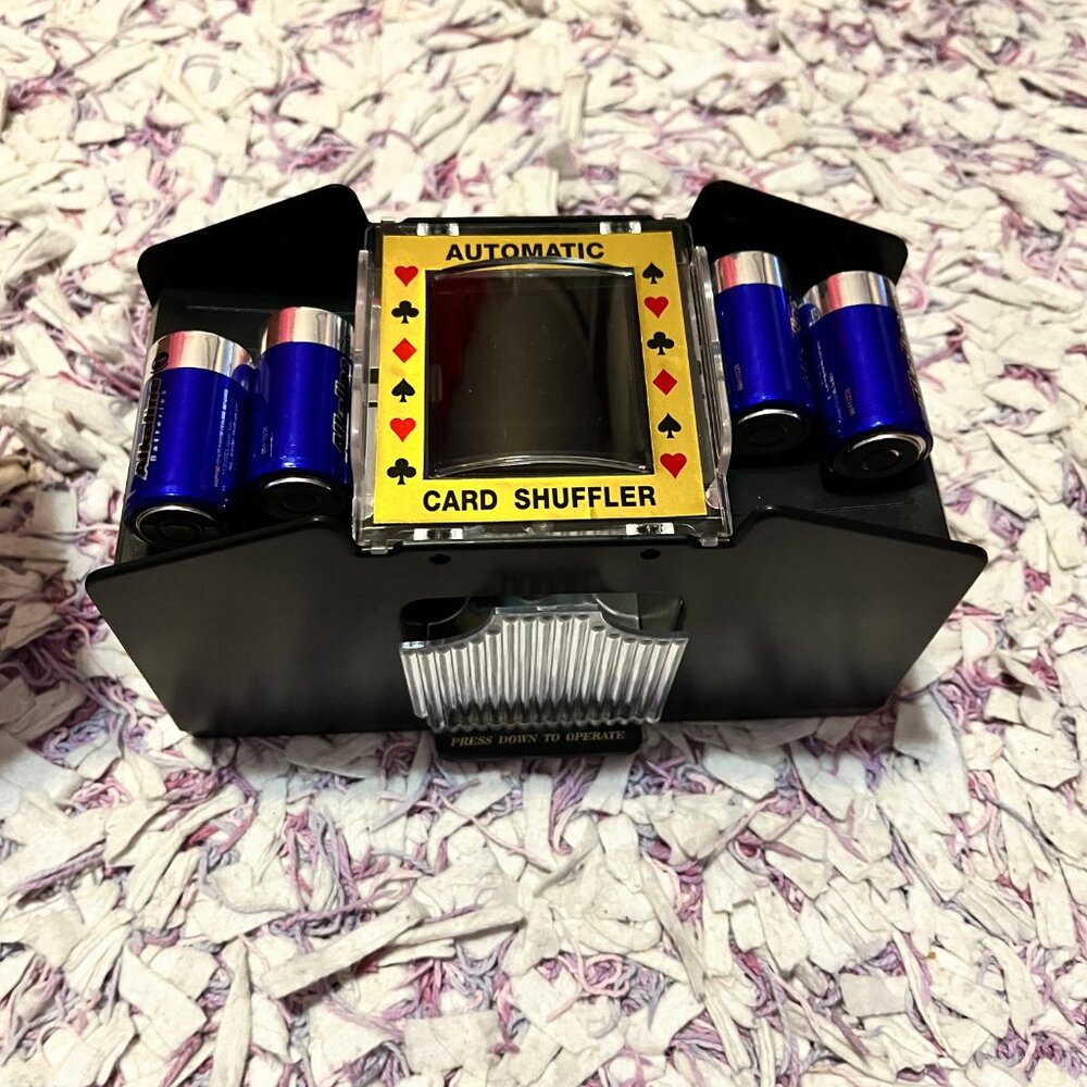 Casino 4 Deck Automatic Card Shuffler Like NEW with Batteries in Box